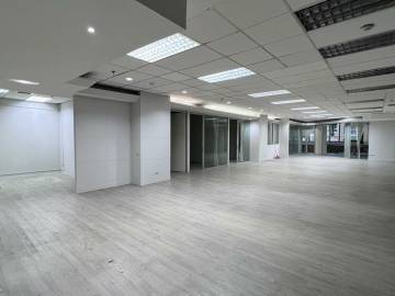 Office For Rent At Chamnan Phenjati