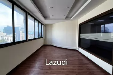 Office For Rent At Chamnan Phenjati