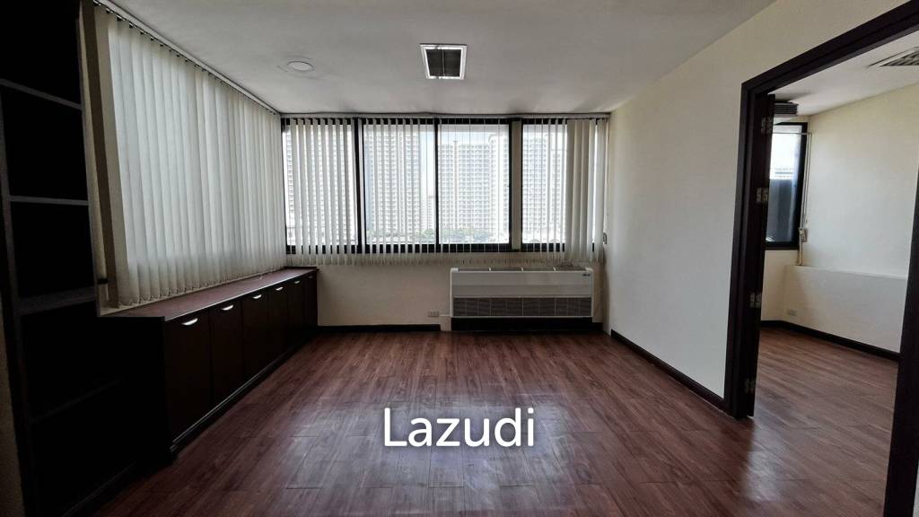 Office For Rent At Chamnan Phenjati