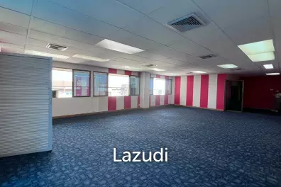 Office For Rent At Tossapon Building