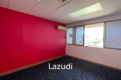 Office For Rent At Tossapon Building