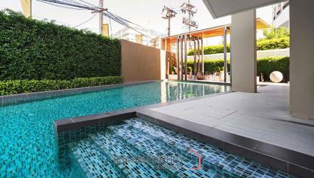 2 Bedroom Corner Unit For Sale