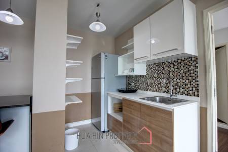 2 Bedroom Corner Unit For Sale