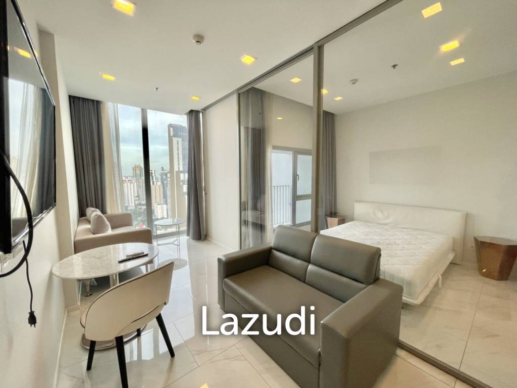 34 sqm High Floor Studio Condo at Hyde Sukhumvit 11 Khlong Toei Nuea