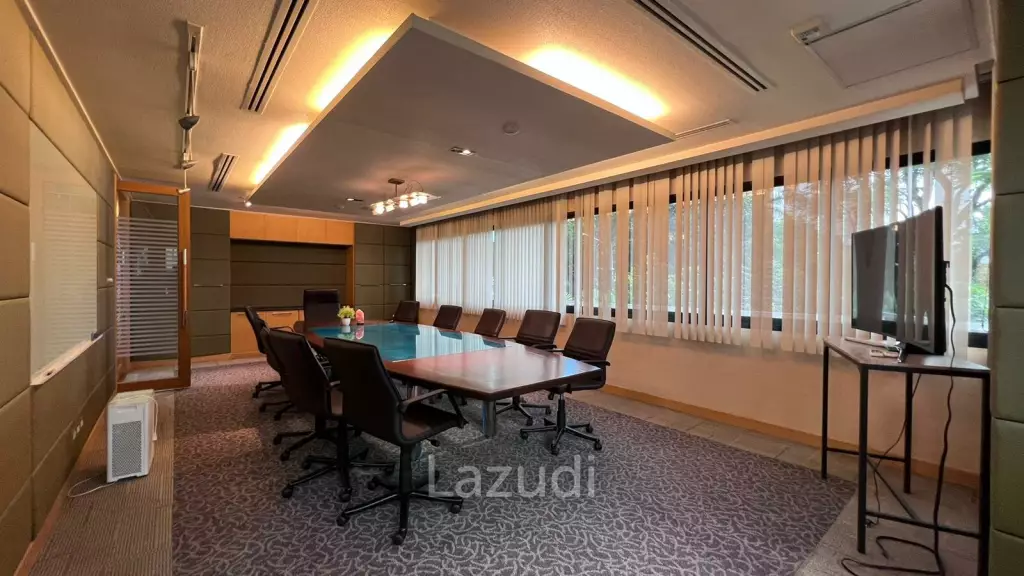 Office For Rent At Permpoom Building