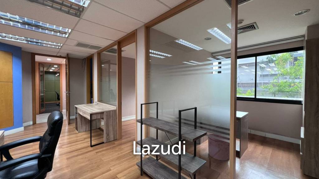 Office For Rent At Permpoom Building