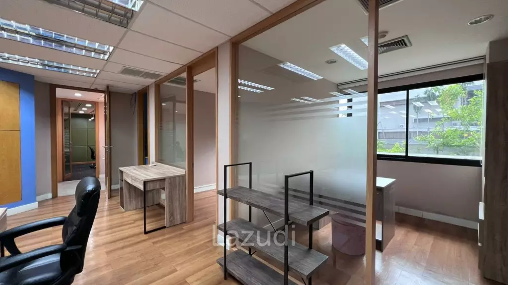 Office For Rent At Permpoom Building