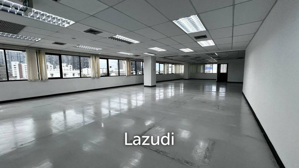 Office For Rent At Permpoom Building