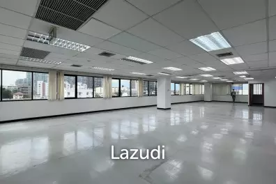 Office For Rent At Permpoom Building