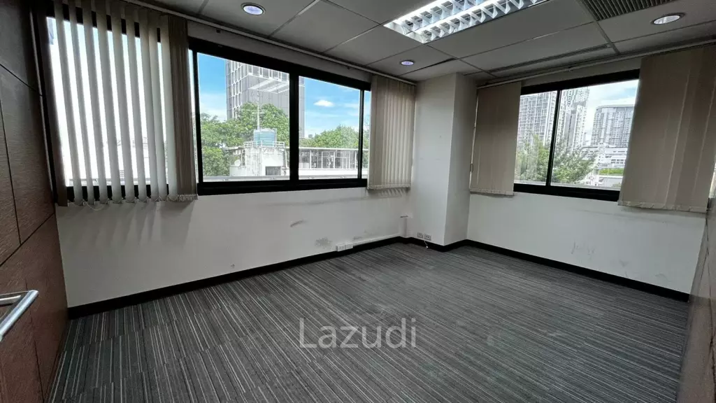 Office For Rent At Permpoom Building