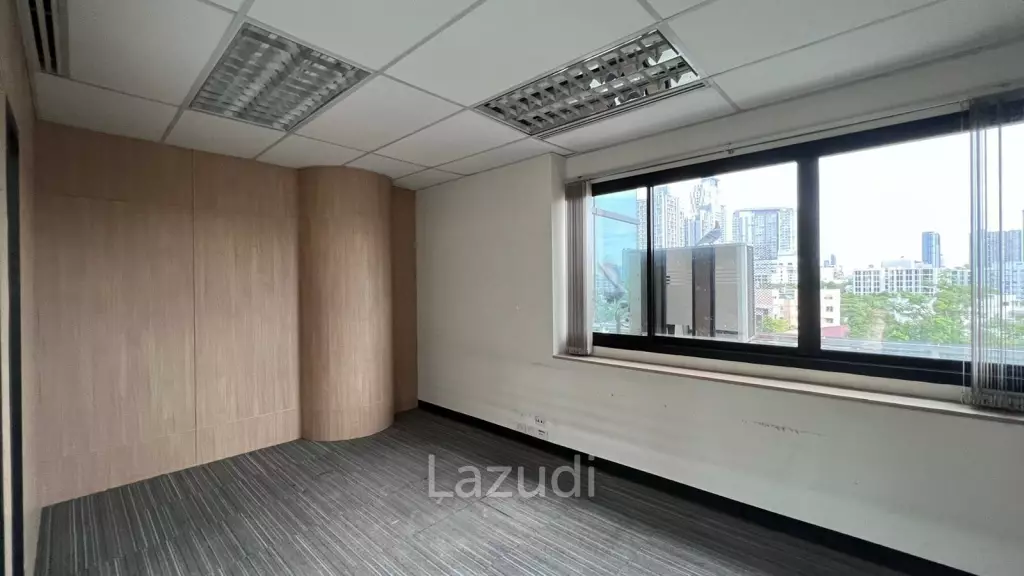 Office For Rent At Permpoom Building