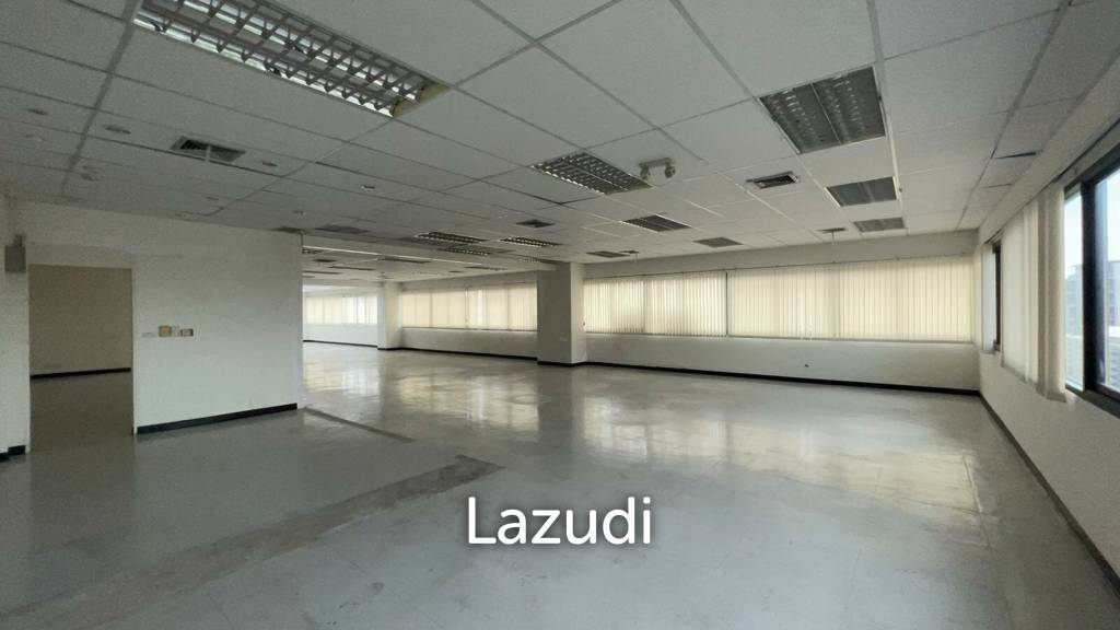 Office For Rent At Permpoom Building