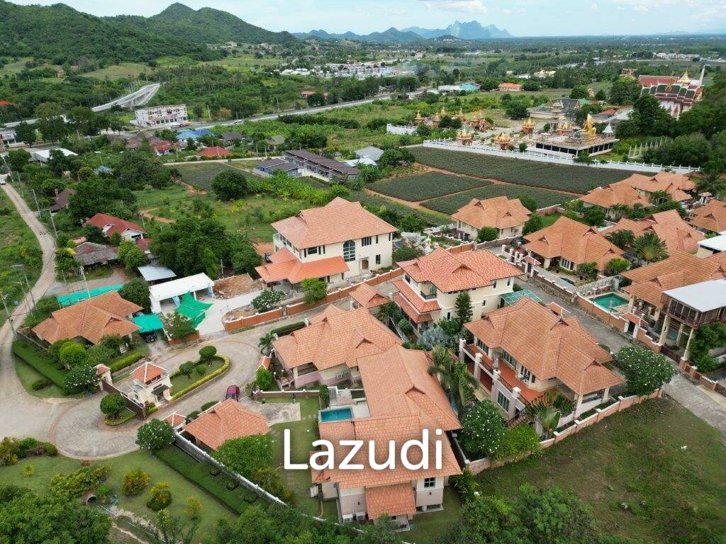 Вилла 652 кв.м. 3 Кровать 4 Ванна