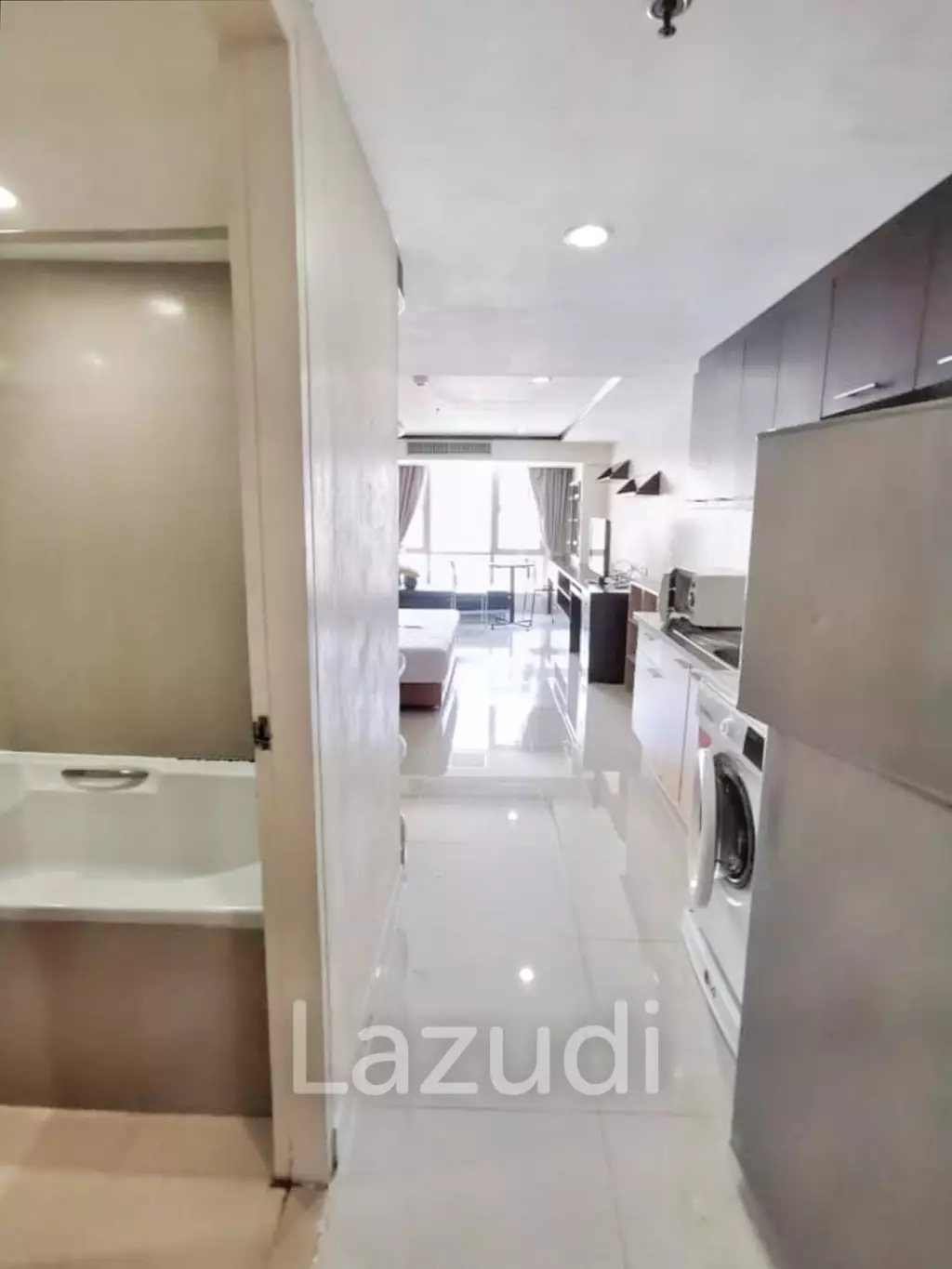 1 Bed 1 Bath 35.7 SQ.M The Trendy Condominium