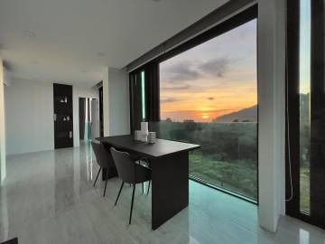 Penthouse 2 117.97 Sqm Viva Patong