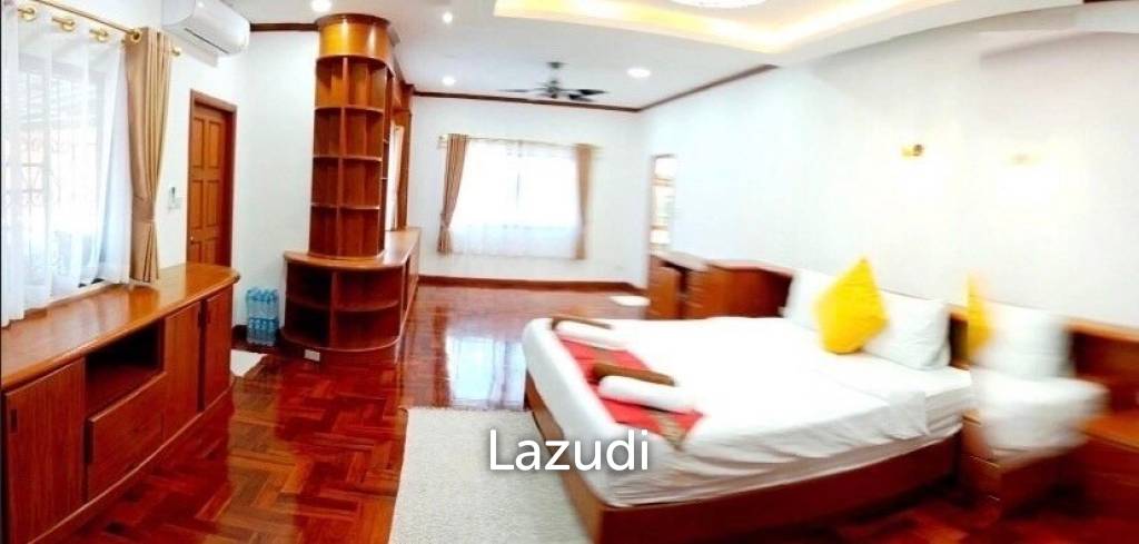 5 Bed Villa in Marb Prachan Pattaya