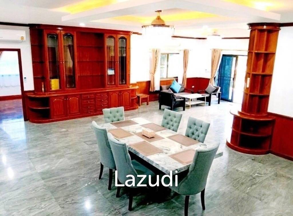 5 Bed Villa in Marb Prachan Pattaya