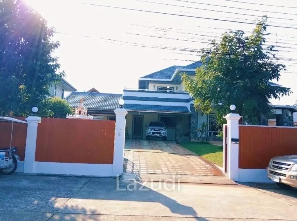 5 Bed Villa in Marb Prachan Pattaya