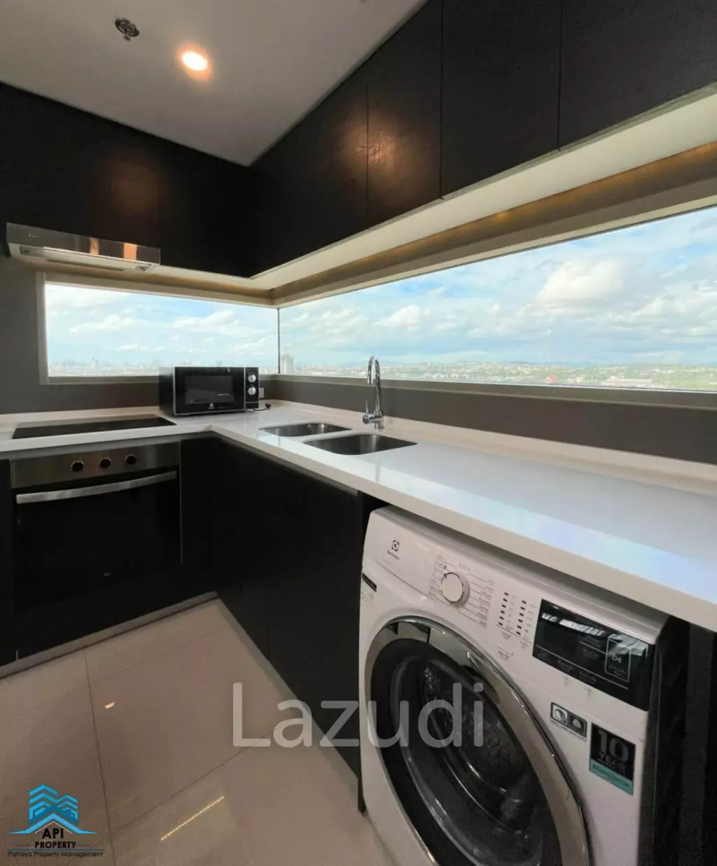 Riviera Jomtien Condo for Sale