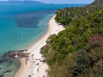 Ideal Resort / Up Market Development Location.