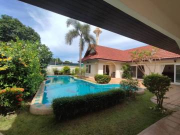 Villa in Nirvana 1 for Sale