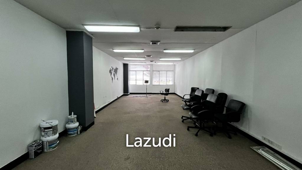 Office For Rent At Kasemkij Buiding
