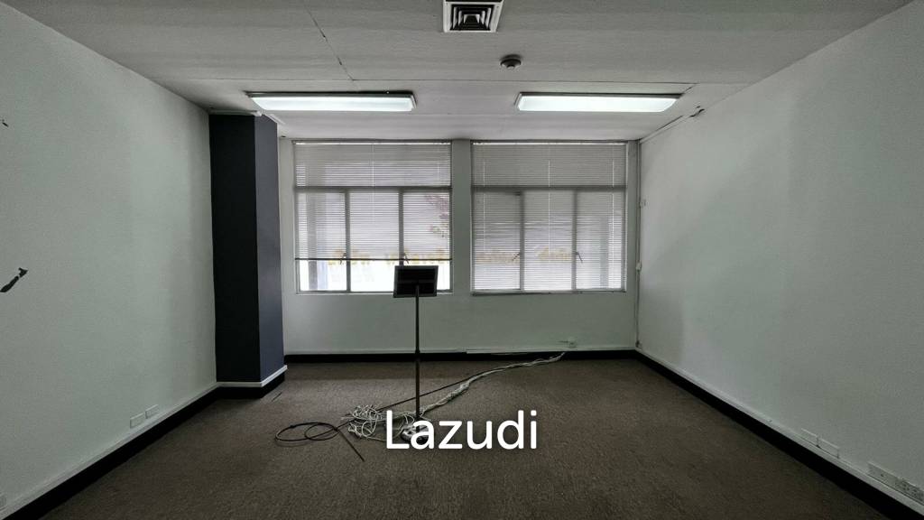 Office For Rent At Kasemkij Buiding