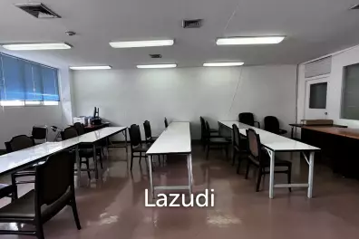 Office For Rent At Kasemkij Buiding