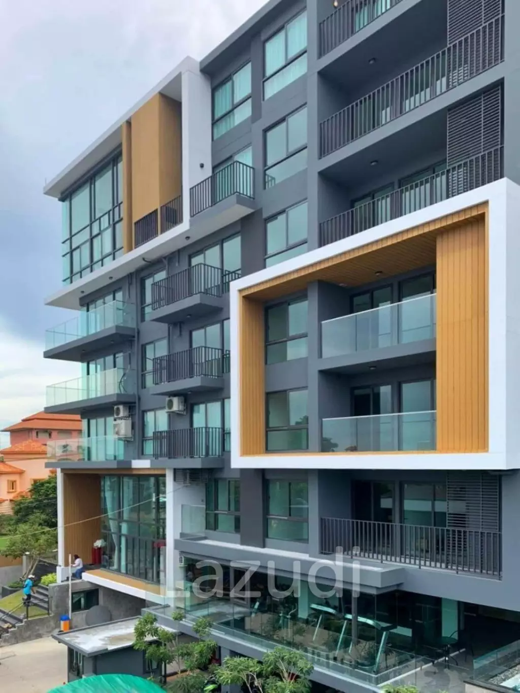 The Win Condo at Khao Talo for Sale