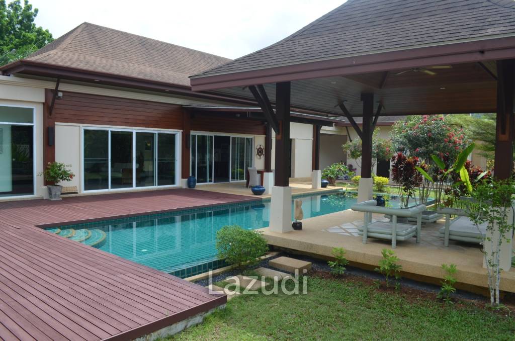 Luxury Balinese style 4 Bedroom Villa