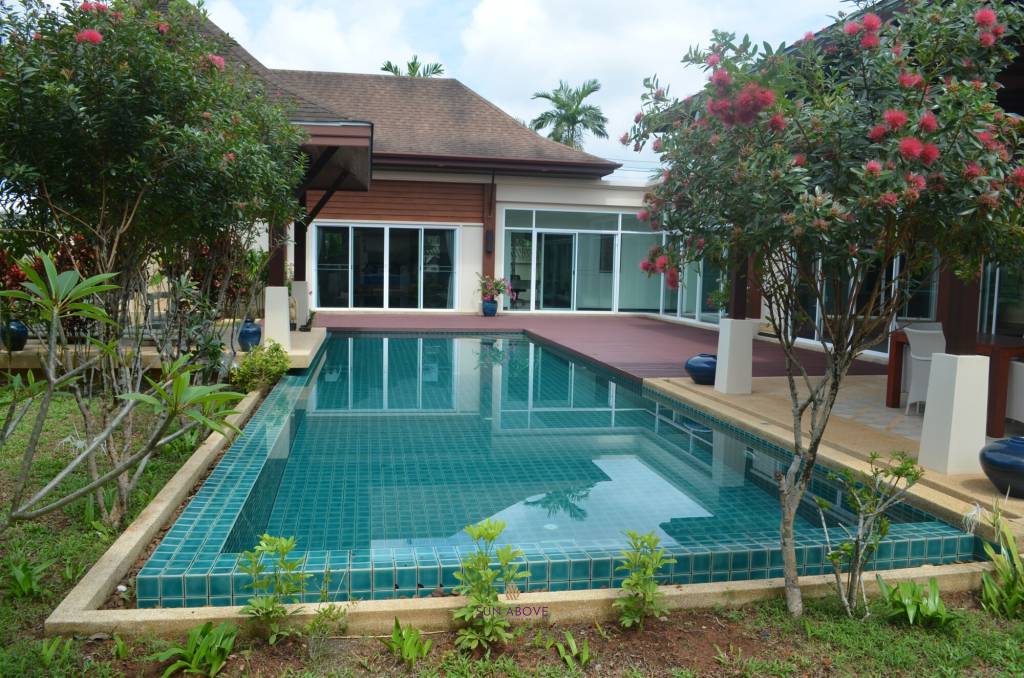 Luxury Balinese style 4 Bedroom Villa