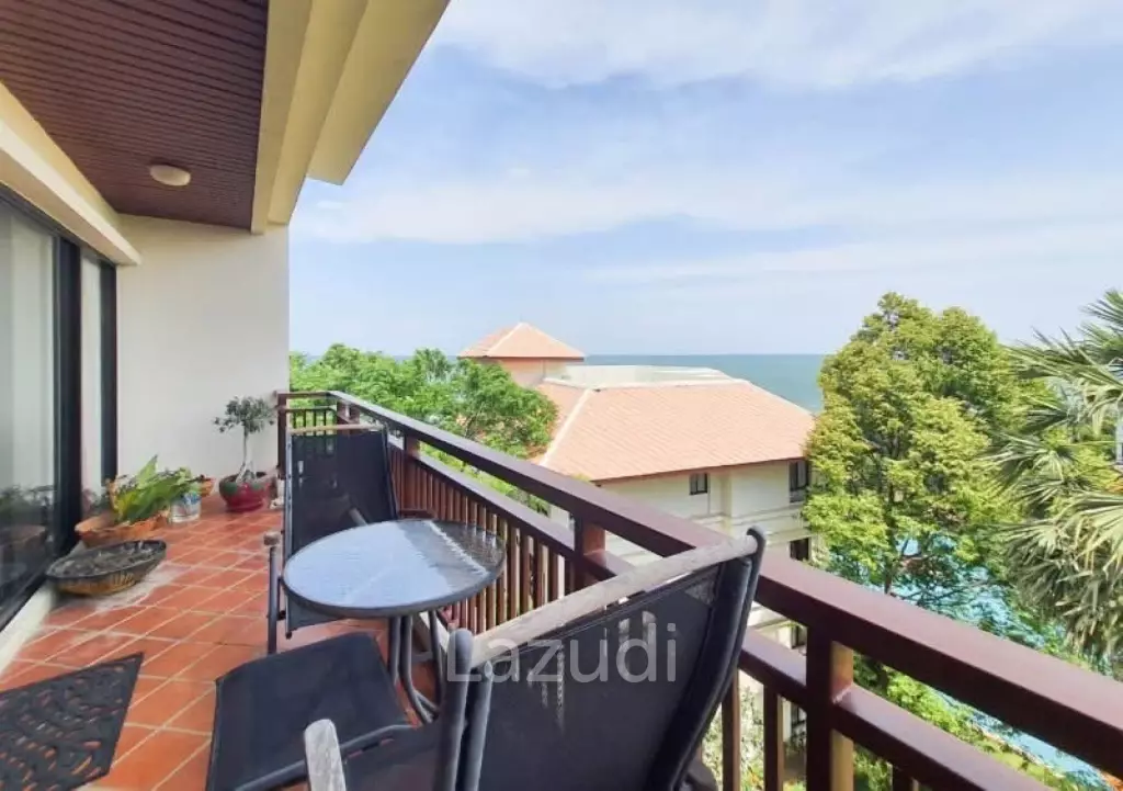 SANTI PURA : Good Value 3 Bed Condo On High Floor With Great Views