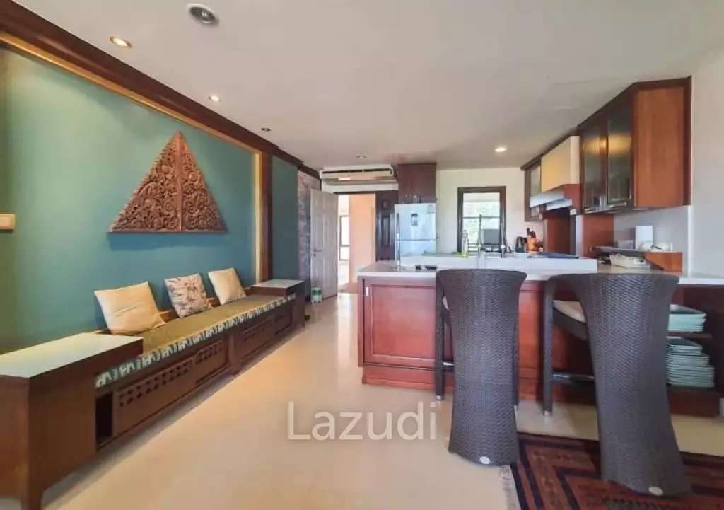 SANTI PURA : Good Value 3 Bed Condo On High Floor With Great Views