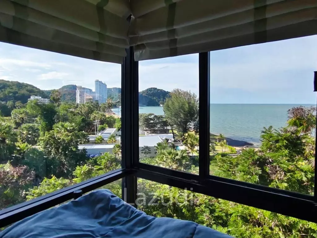 SANTI PURA : Good Value 3 Bed Condo On High Floor With Great Views