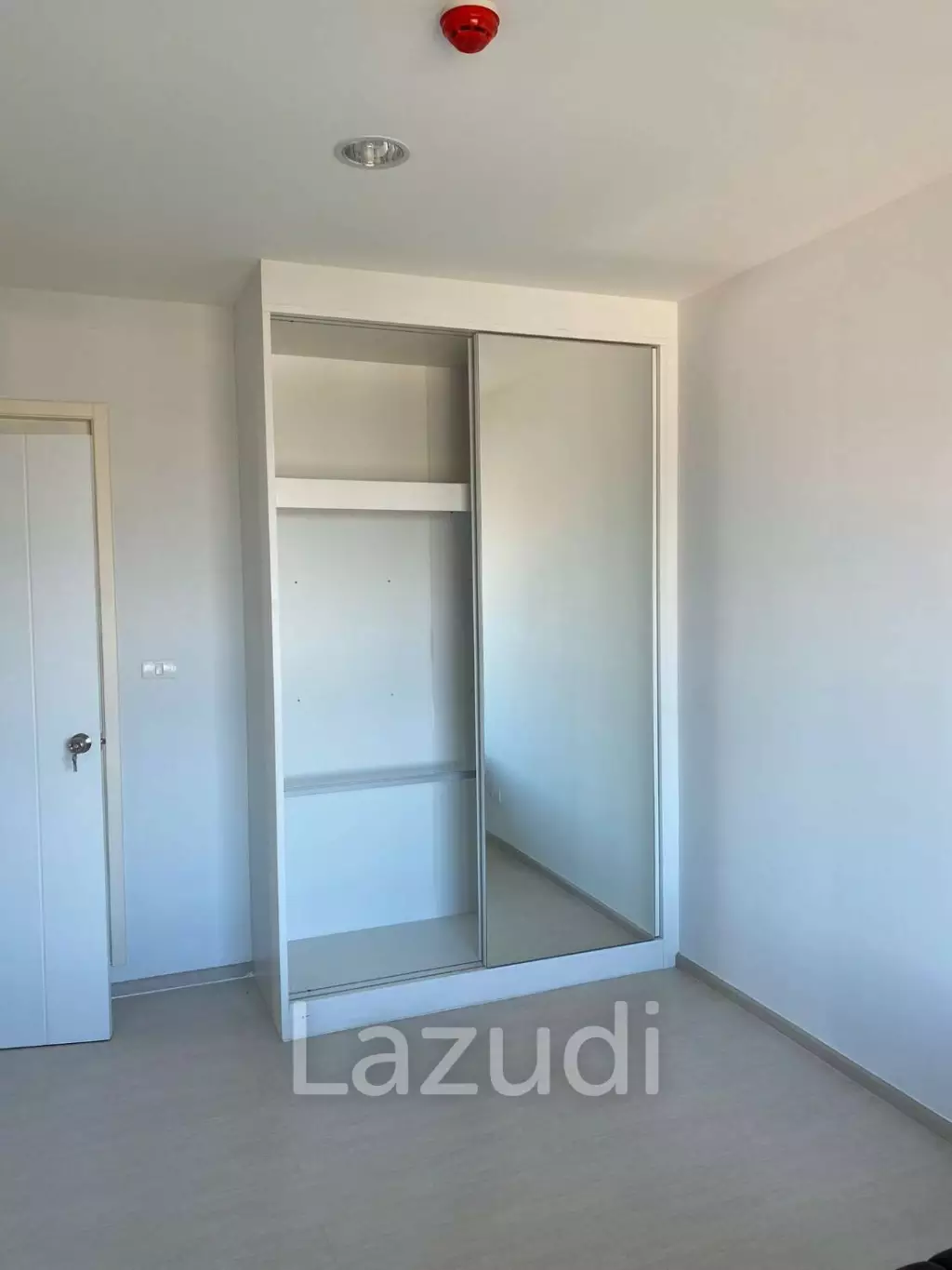 47.99 Sqm 1 Bed 1 Bath Condo For Sale with Tenant