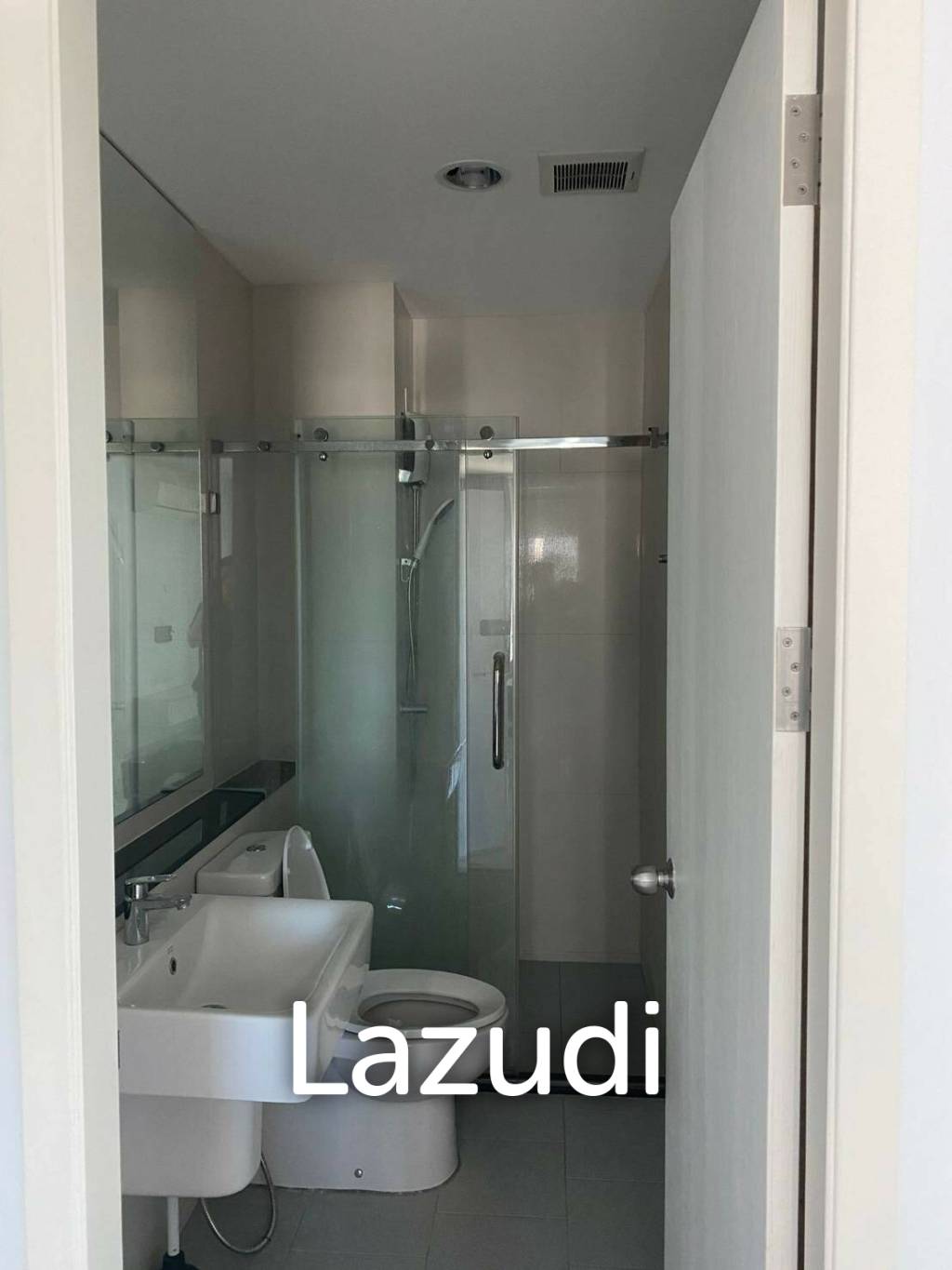 47.99 Sqm 1 Bed 1 Bath Condo For Sale with Tenant