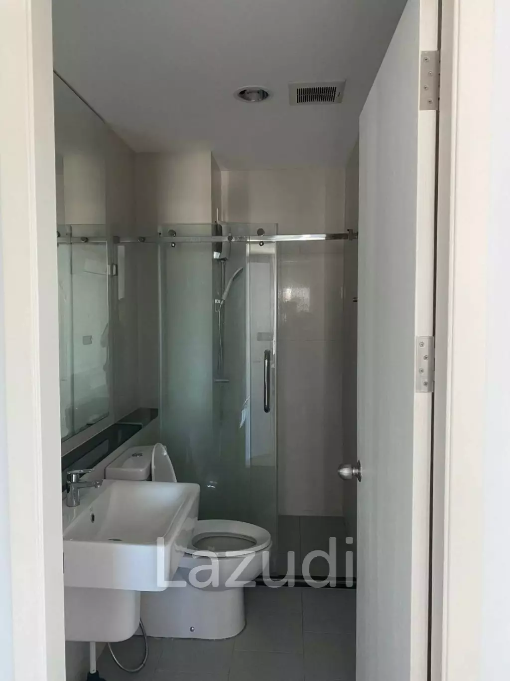 47.99 Sqm 1 Bed 1 Bath Condo For Sale with Tenant