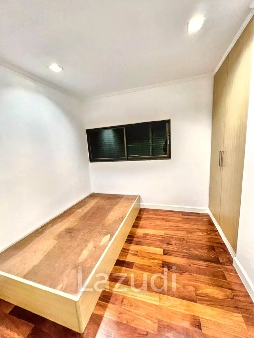 3 Bed 2 Bath 163 SQ.M Acadamia Grand Tower