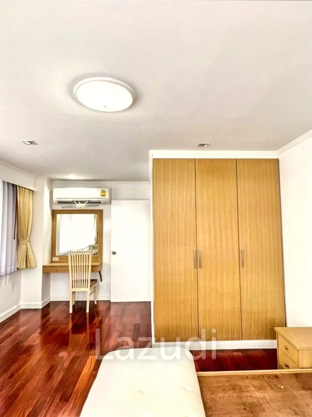 3 Bed 2 Bath 163 SQ.M Acadamia Grand Tower