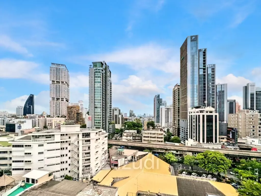 3 Bed 2 Bath 163 SQ.M Acadamia Grand Tower