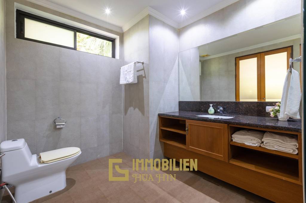 4,800 m² 9 Chambre 8 Salle de bain Villa Pour Vente