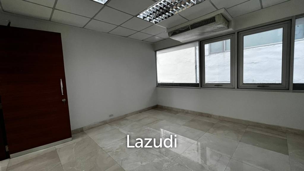 Office For Rent At Silom19 Building
