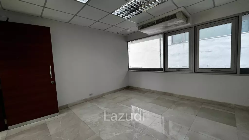 Office For Rent At Silom19 Building
