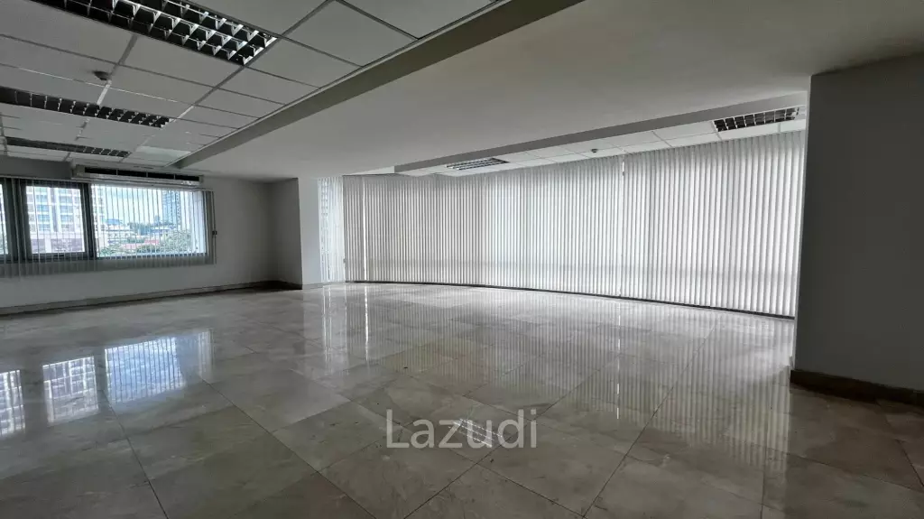 Office For Rent At Silom19 Building