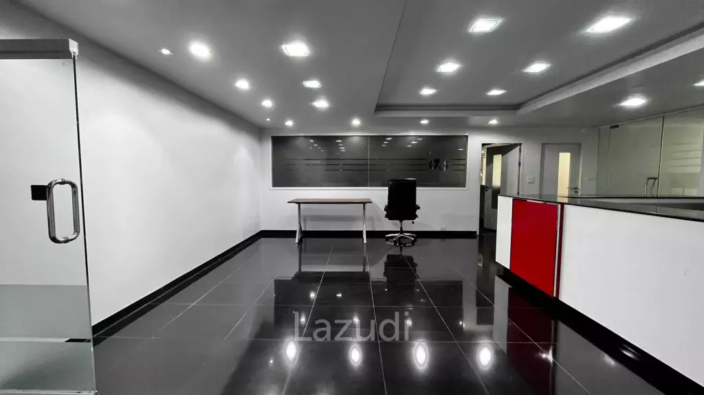 Office For Rent At Silom19 Building