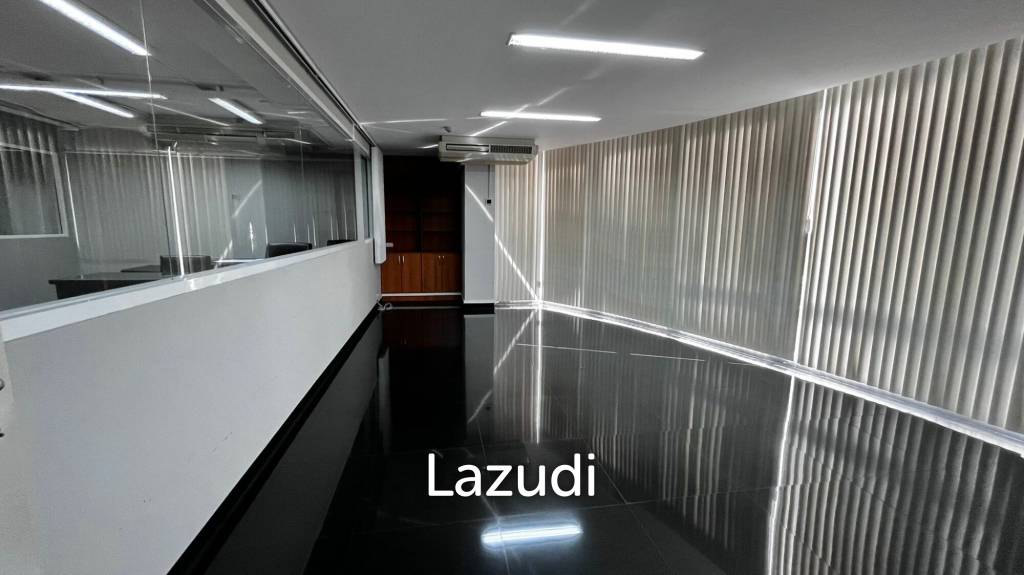 Office For Rent At Silom19 Building