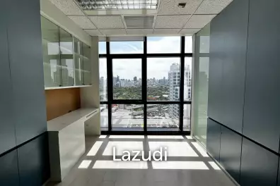 Office For Rent At Silom Complex