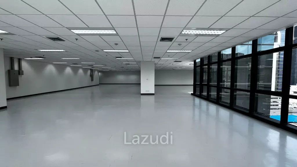 Office For Rent At Silom Complex