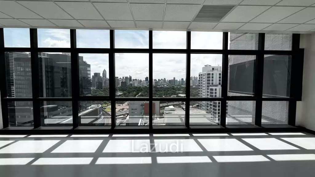 Office For Rent At Silom Complex