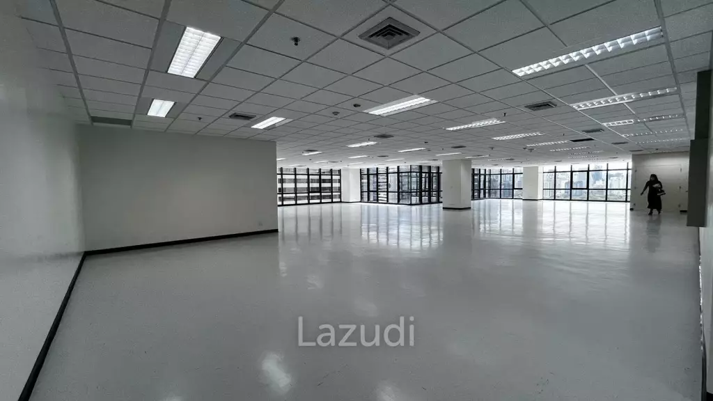 Office For Rent At Silom Complex